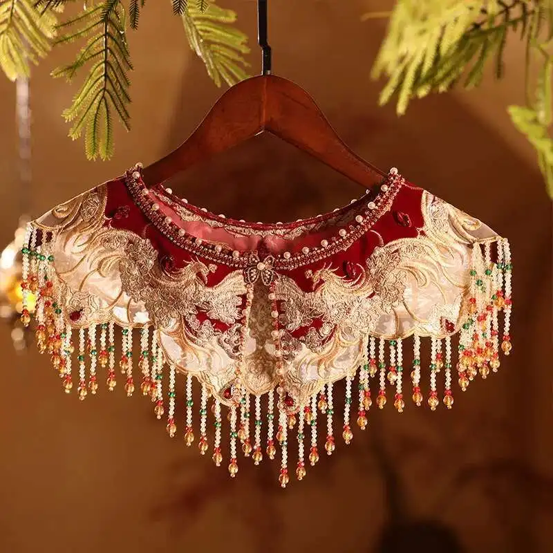 

Chinese Style Hanfu Cloud Shoulder Heavy Industry Embroidery Ancient Style Shawl Red Tassel New Costume Fake Collar
