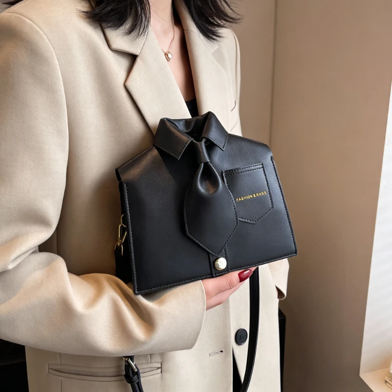 

Novelty Funny Collar Shape Crossbody Bag For Women, Fashionable Black Flip Cover Phone Bag, Interesting Gift