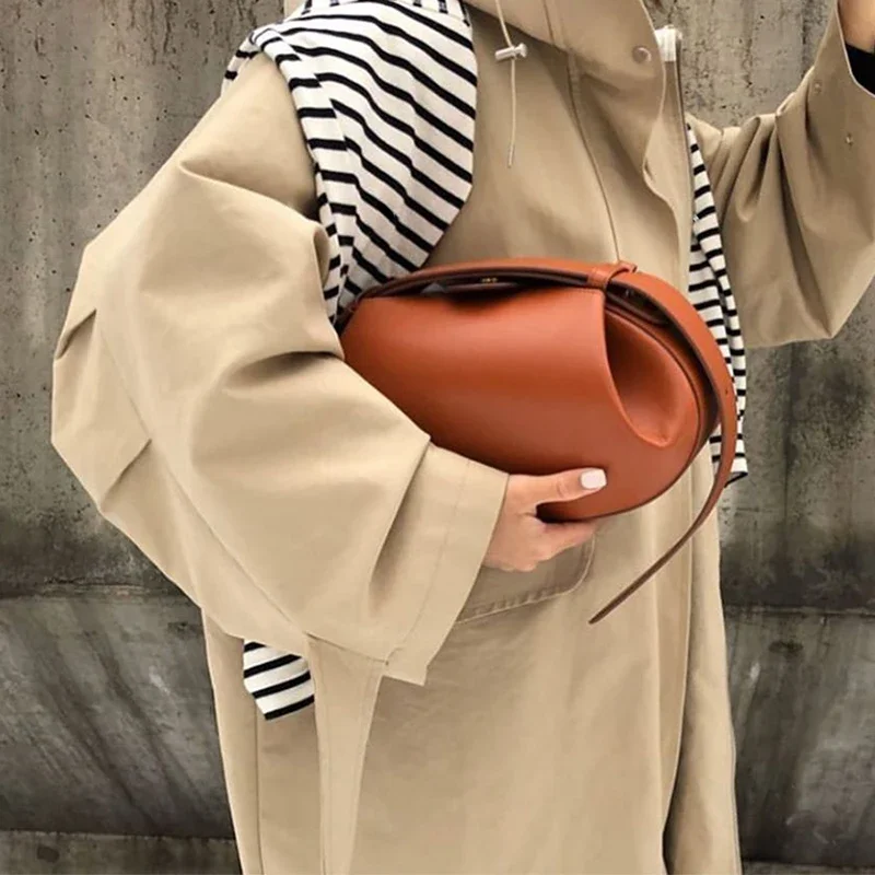 Fashion Round Hobo Bags Women 2020 New Chic Brand Three-Dimensional Crossbody Bags Ladies Top Handle Personality Handbag Casual