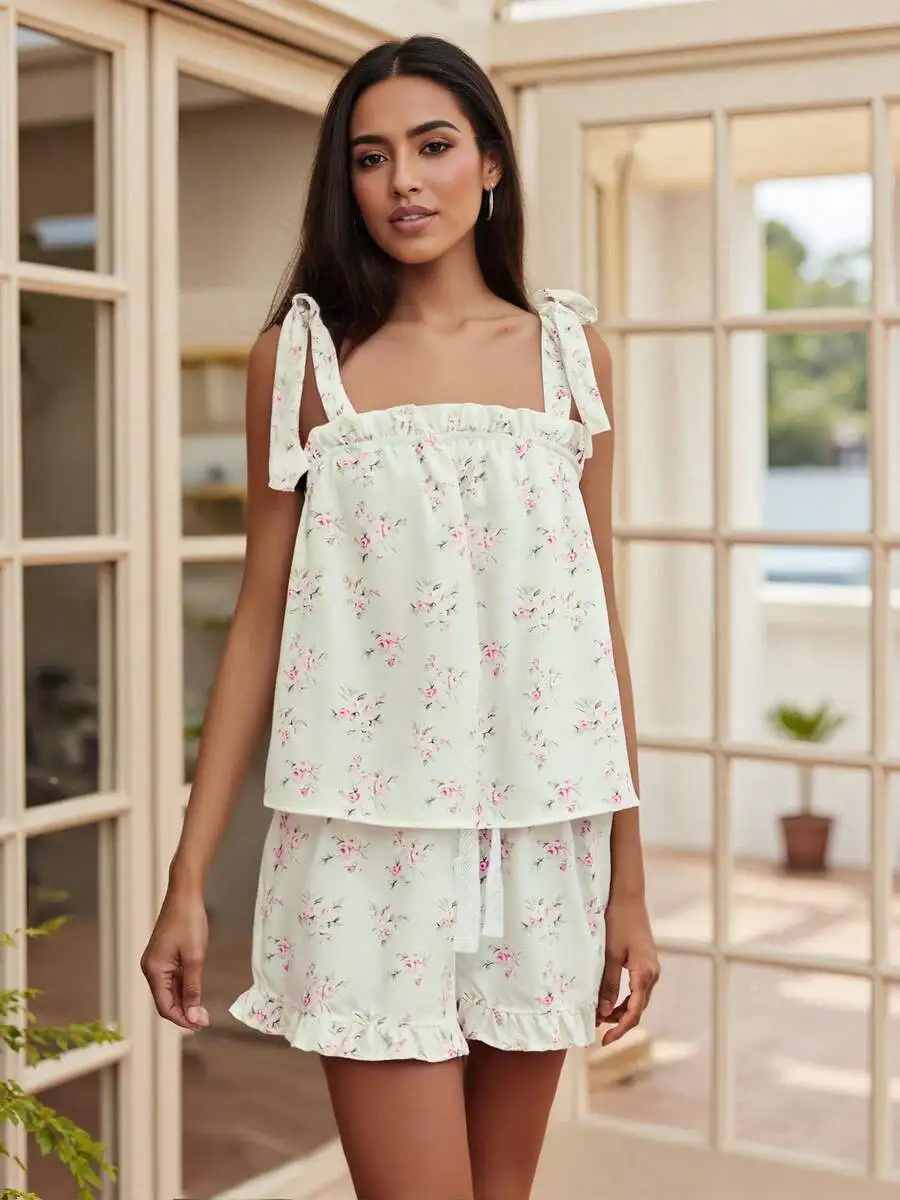 

Women Floral Print Sleeveless Cami Top And Shorts Pajama Set Loungewear