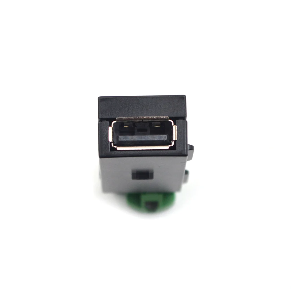 Car Multimedia USB CarPlay Interface for VW Golf 7 MK7 VII Passat B8 5Q0 035 726 E 5Q0035726E AUX CarPlay Switch