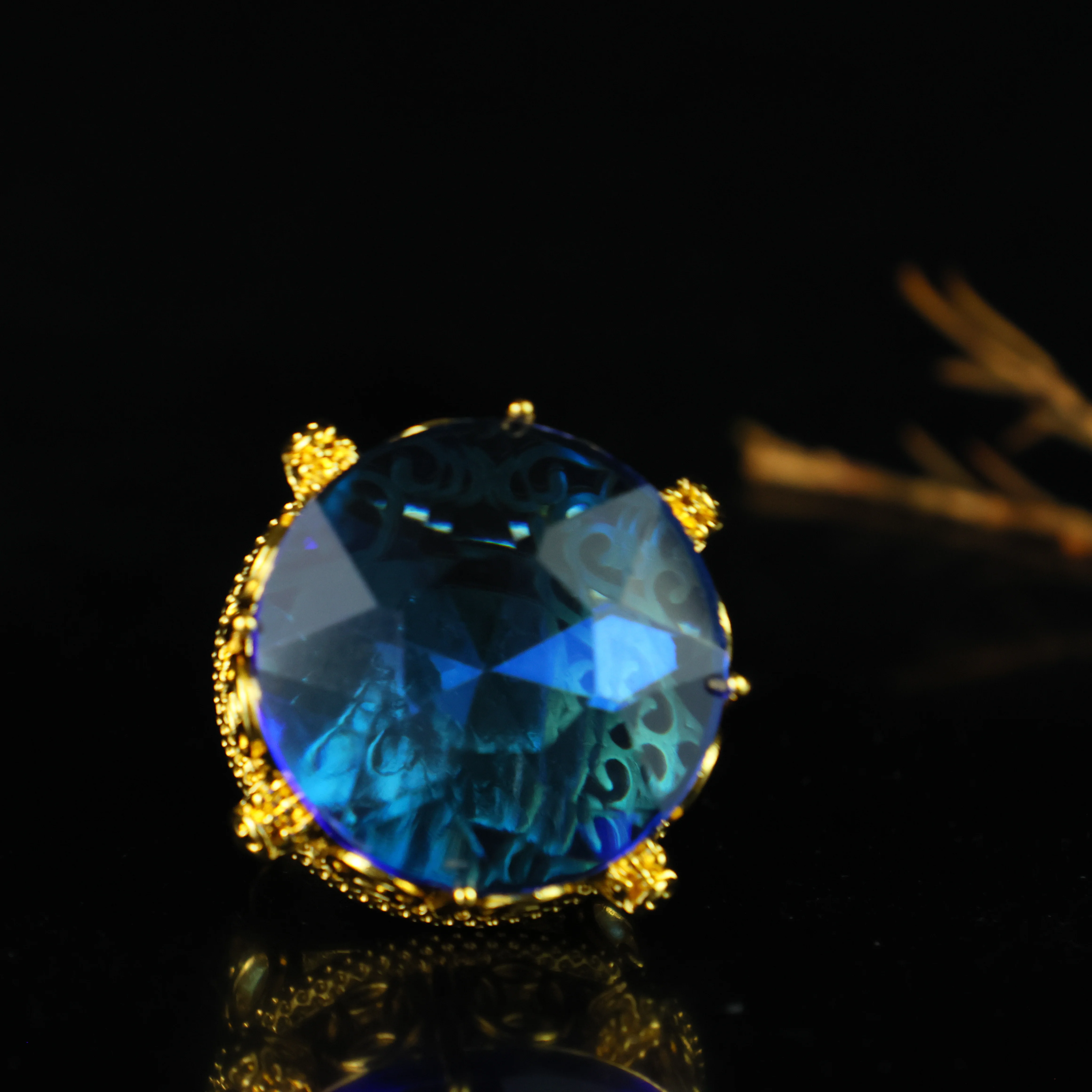 

Обручальное кольцо с натуральным красным рубином и бриллиантами, 2,60 карата, 14 карат, все размеры