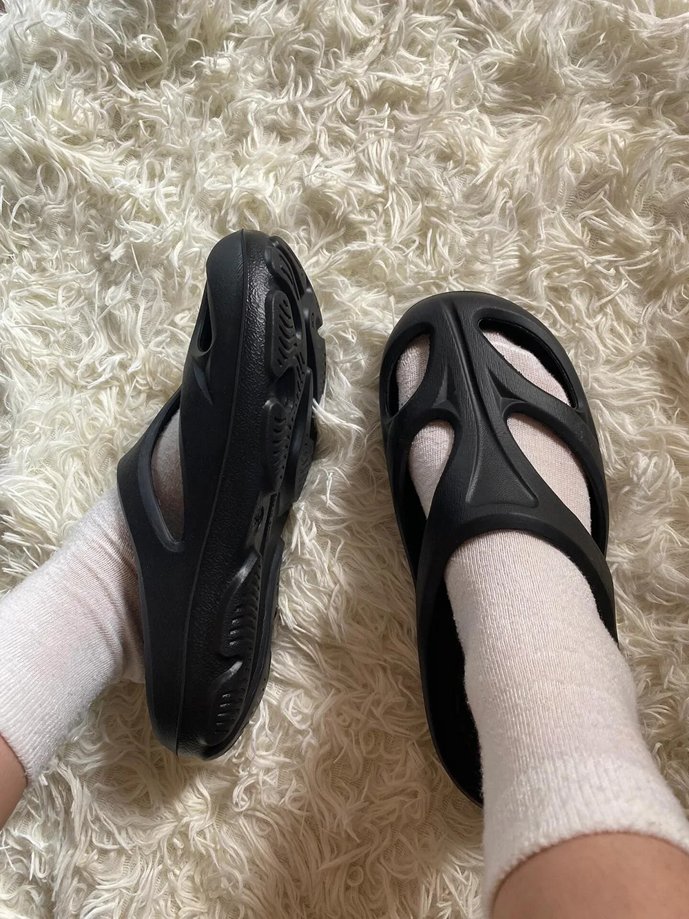 Unisex-Slipper für Sommer und Outdoor-Aktivitäten, Sportliche Hohlsandalen mit Spezialform, Strand- und Paar-Sandalen – Detail 5