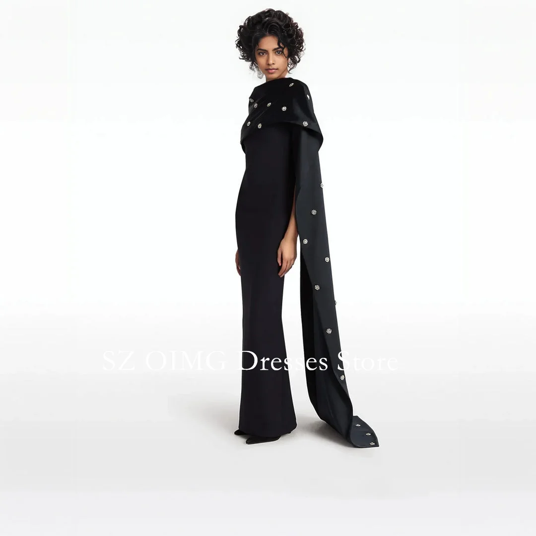 OIMG 2024 Nieuwe vrouwen Maxi Crêpe Satijn ZWARTE KRISTALLEN SCHOUDER OFF JURK MET KAPPE Prom Dress Feestjurk Aangepaste