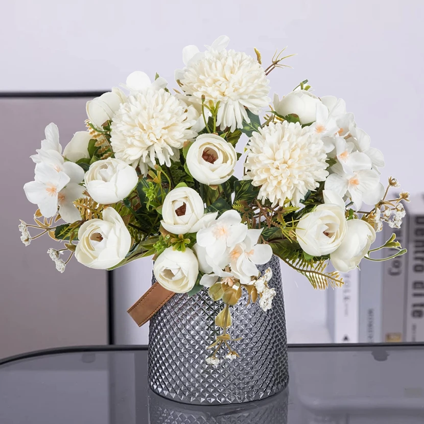 Fiori artificiali Tè Boccioli di rosa Bouquet Scatola di caramelle fai da te Vaso Room Home Decor Festival Ghirlanda Matrimonio Fiori finti di ortensia di seta