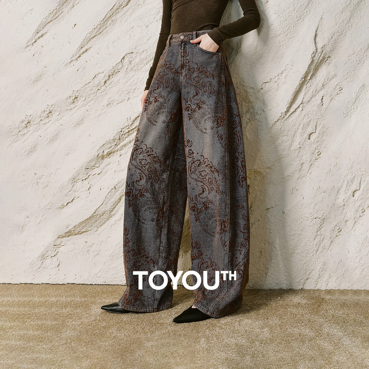 TOYOUTH Women Pants 2026 Winter New Vintage Paisley Jacquard Seam Curved Fleece Lined Denim Trousers