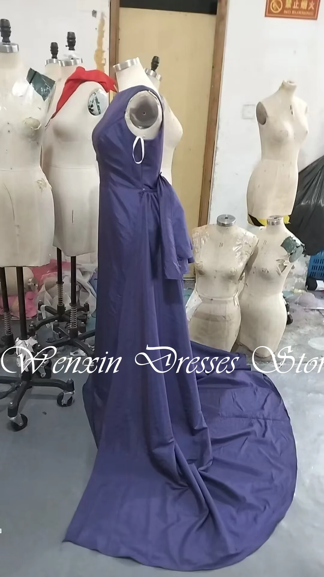 Purple Floor Length Sleeveless Straight Boat Neck Jersey Strapless Pleats Panel Train Dresses For Formal Occasions Elegant 2024