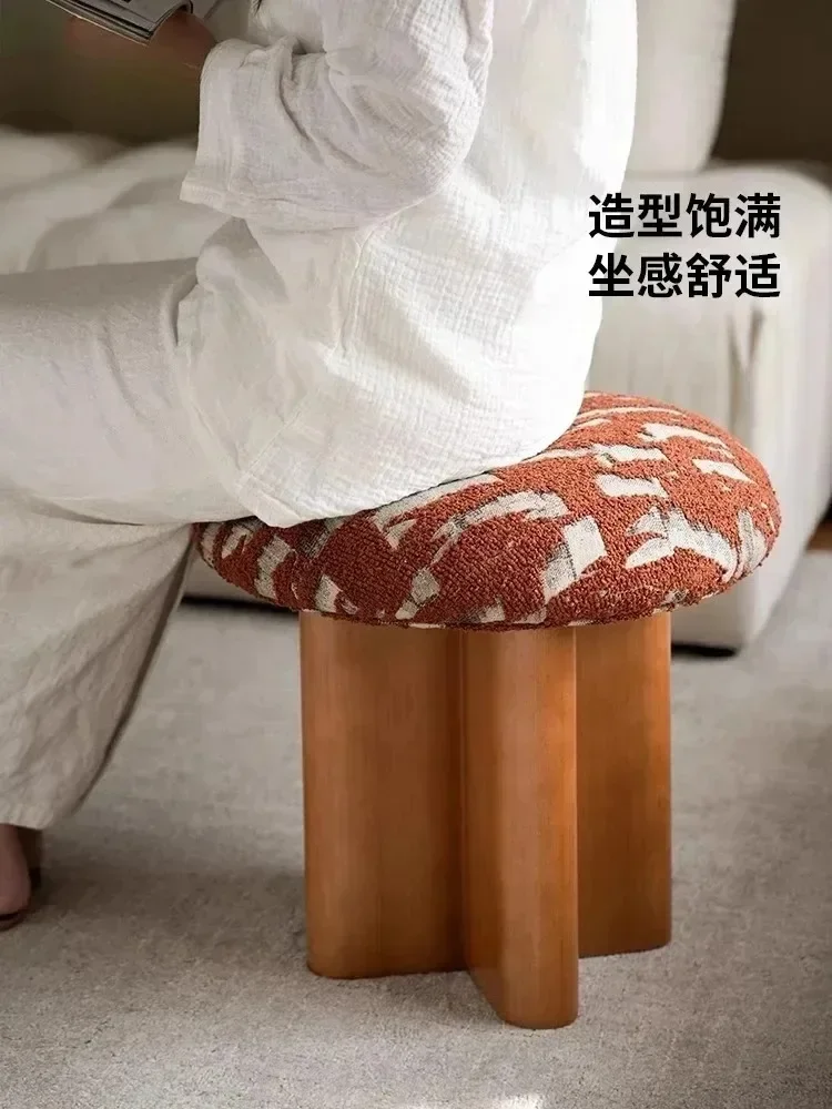 دواسة غرفة المعيشة على شكل فطر، مقعد خشبي على الطراز القديم، مقعد غرفة نموذجي للسرير والإفطار