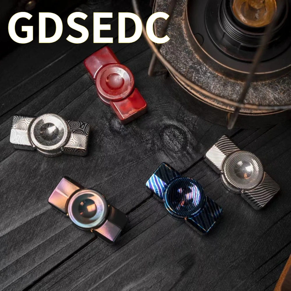 

GDSEDC QD01 Multi-material Two-Leaf Mechanical Metal-feel Fingertip Spinner Decompression Toy