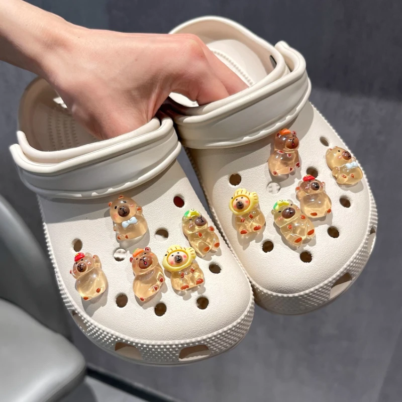 

MINISO Adorable Transparent Capybara Shoe Charms Set Resin Shoe Decoration Buckle Cartoon Accessories Fit Clog Sandal X-mas Gift