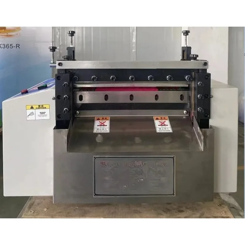 Knitted Fabric  Cutting Machine  for Ribber Hat
