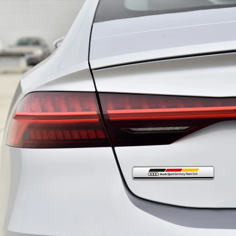 2025 حار ثلاثية الأبعاد شعار معدني ملصق سيارة الجذع الحاجز شعار اكسسوارات السيارات لأودي Q5 Q4 A4 A6 A7 A5 A3 Q3 Q2 A1 A8 TT S1 S3 Q7 SQ