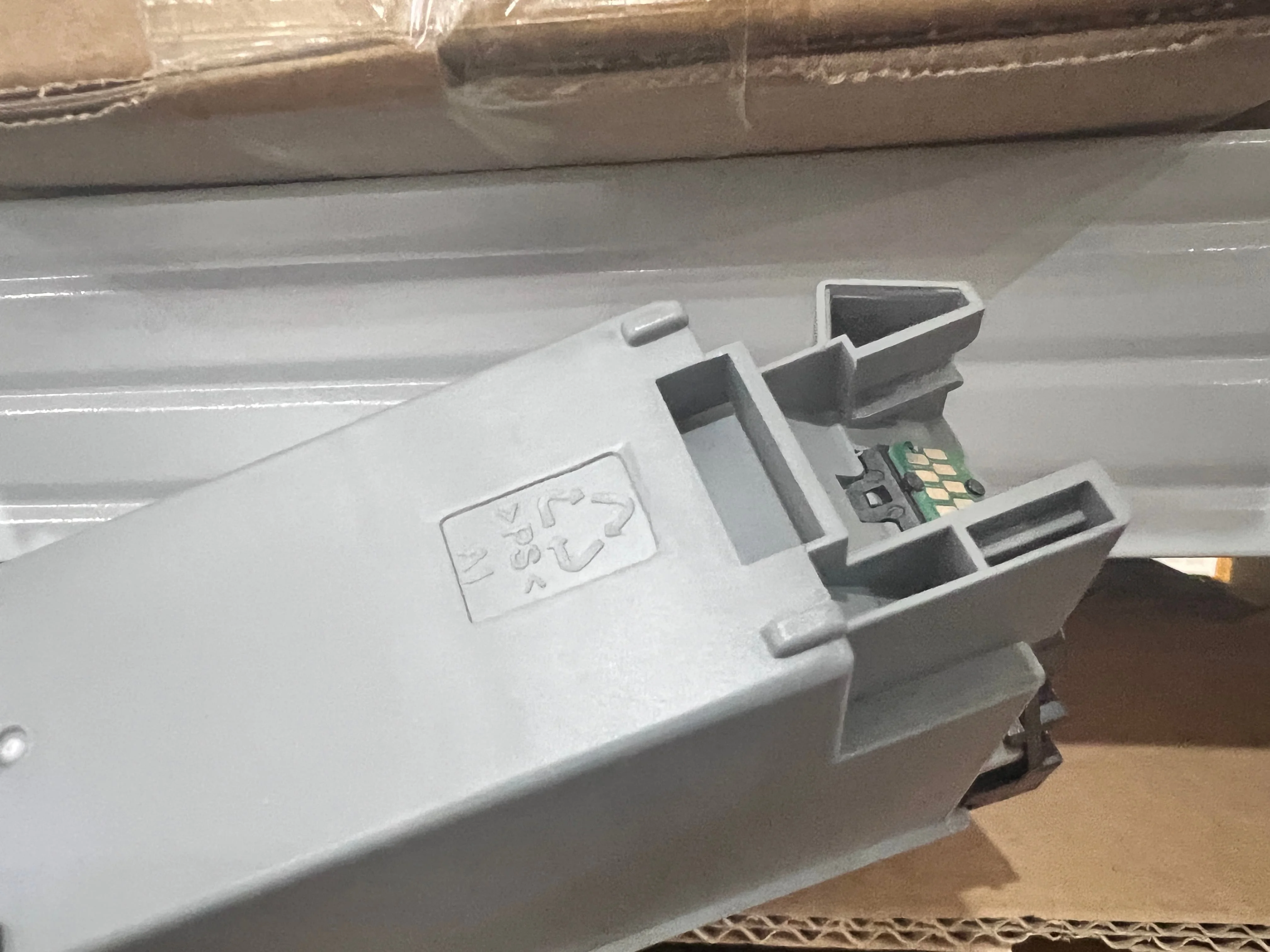 

T671300 T6713 Контейнер для сбора мусора для Epson WF-M21000 WF-C20600 WF-C20750 WF-C21000 WF-M20590 WF-C17590 WF-C20590