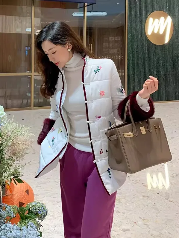 

Retro Chinese Sle Embroidered Cotton Jaet with Button Mid-Length Women's Outerwear Thiened Polyester Fabric Long Sve