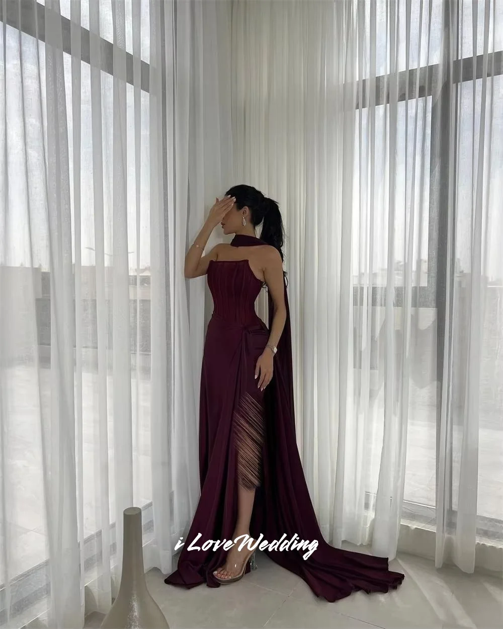 สีม่วงชุดราตรีชุดราตรี 2025 แขนกุดBackless Mermaidชั้นความยาวด้านข้างแยกกวาดรถไฟจีบชุดที่กําหนดเอง