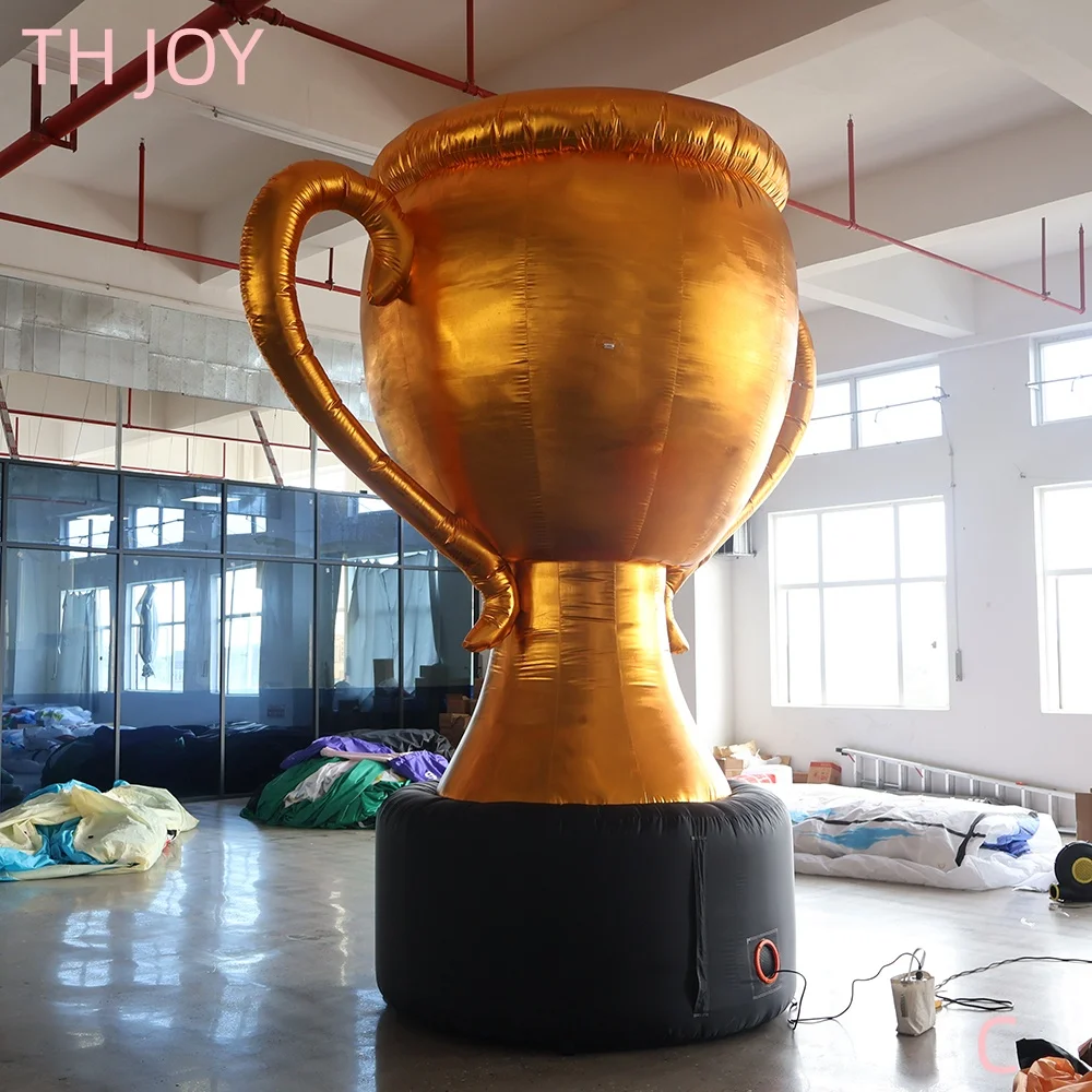 Modèle de trophée gonflable extérieur, tasse de prix géant personnalisée en or pour événements sportifs
