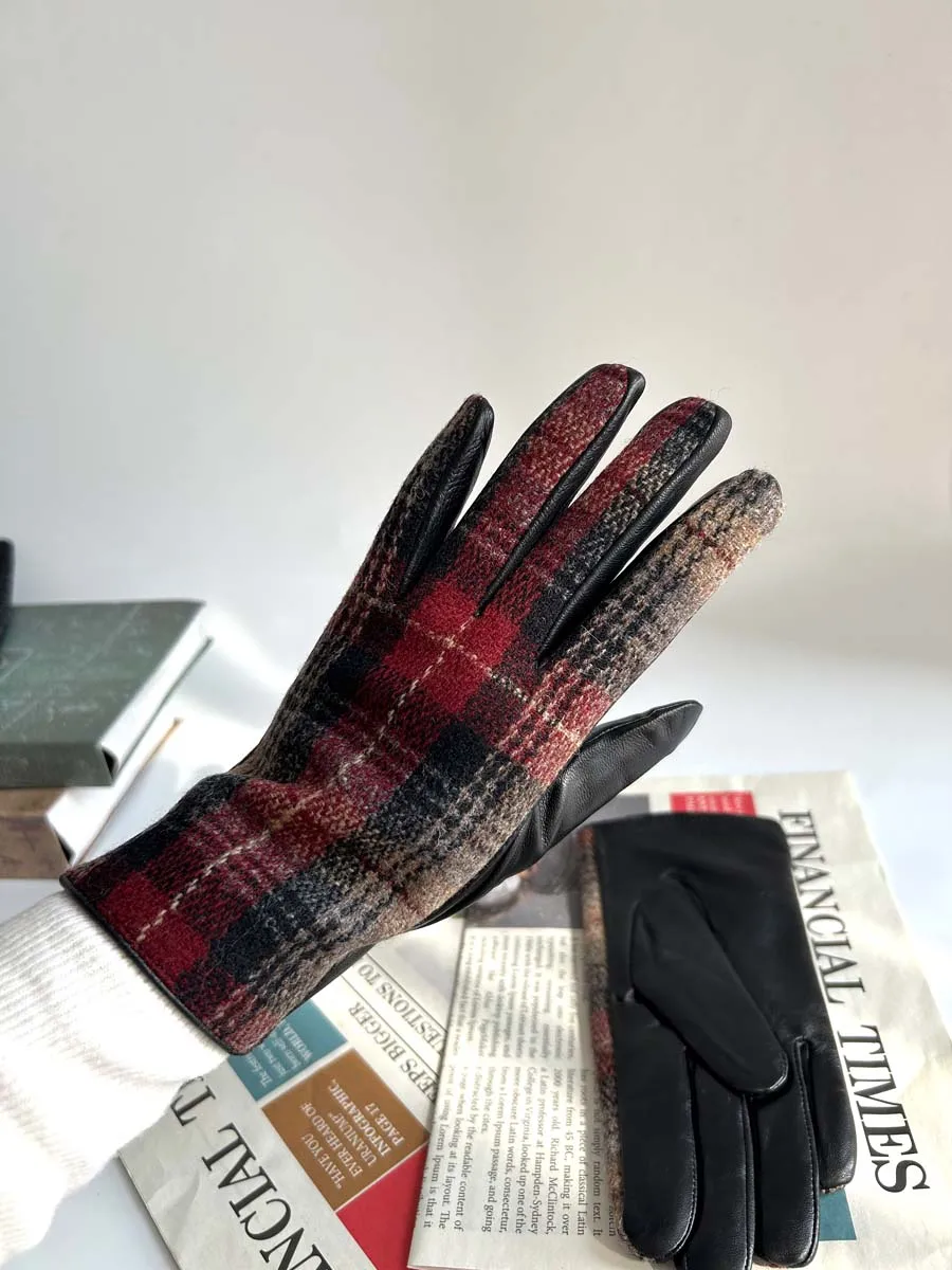 

Women's Ladies 100% Real Leather Sheepskin Wool Winter Warm Thick Lining Touch Screen gloves Colorful Print Cute Outdoor Short