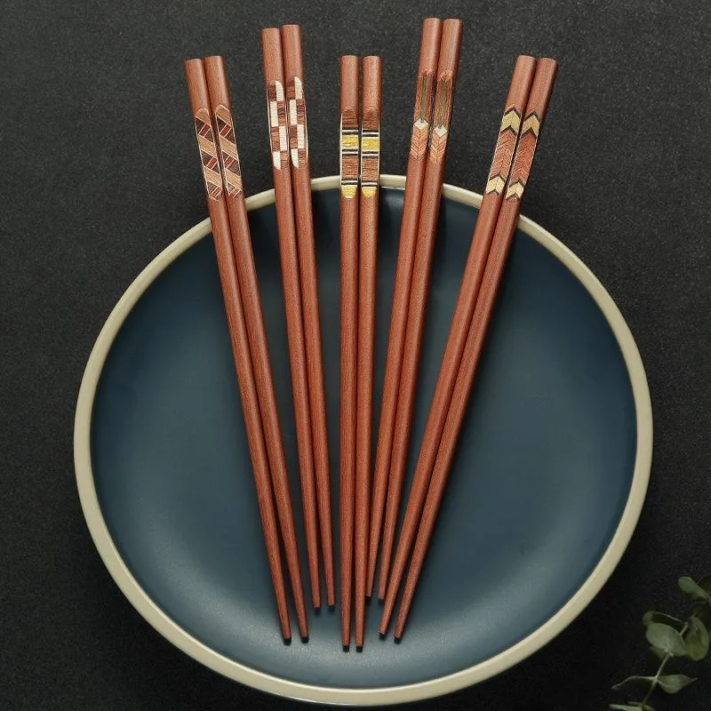 Japanese Chinese Wood Chopsticks Creative Home Daily Sushi Cherry Wood Chopsticks Non-slip Anti-mould Wooden Tableware