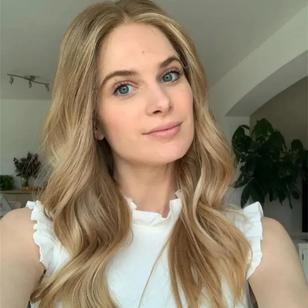 Blond Natural Body Wave 24Inch Highlight HD Lace Frontal Wig Pre-Plucked Transparent Deep Part Wig for Women