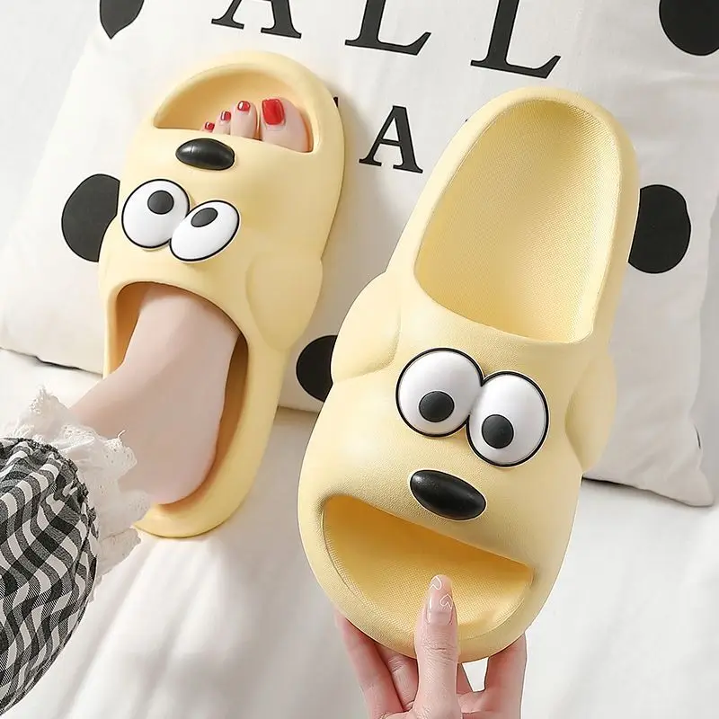 Sandały Junior Cartoon Shoes for Women 2024 Animal Summer Anime House Woman Slippers Cloud Home Slides Indoor Easy Wears Shoe 39