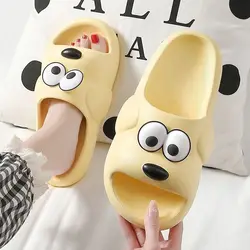 Sandały Junior Cartoon Shoes for Women 2024 Animal Summer Anime House Woman Slippers Cloud Home Slides Indoor Easy Wears Shoe 39