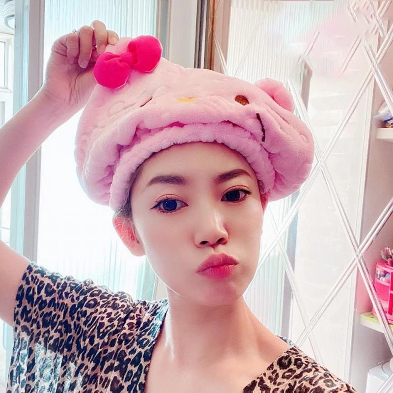 

Miniso Barbie Kawaii Anime Dry Hair Cap and Dry Hair Towel Cute Cartoon Quick Drying Water Absorption Bathroom Towel Girl Gift