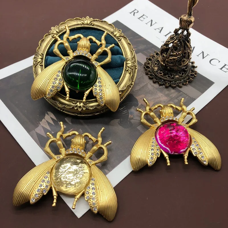 Women Vintage Palace Style Jelly Exaggerated Bee Brooch Badges Large Size Heavy Industry Lady Rhinestone Pin Buckles