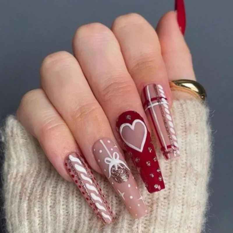 24 Pcs Christmas Press on Nails for Women Striped Heart Bells Aesthetic Nail Tips Square Red Ready-made Artificial False Nails