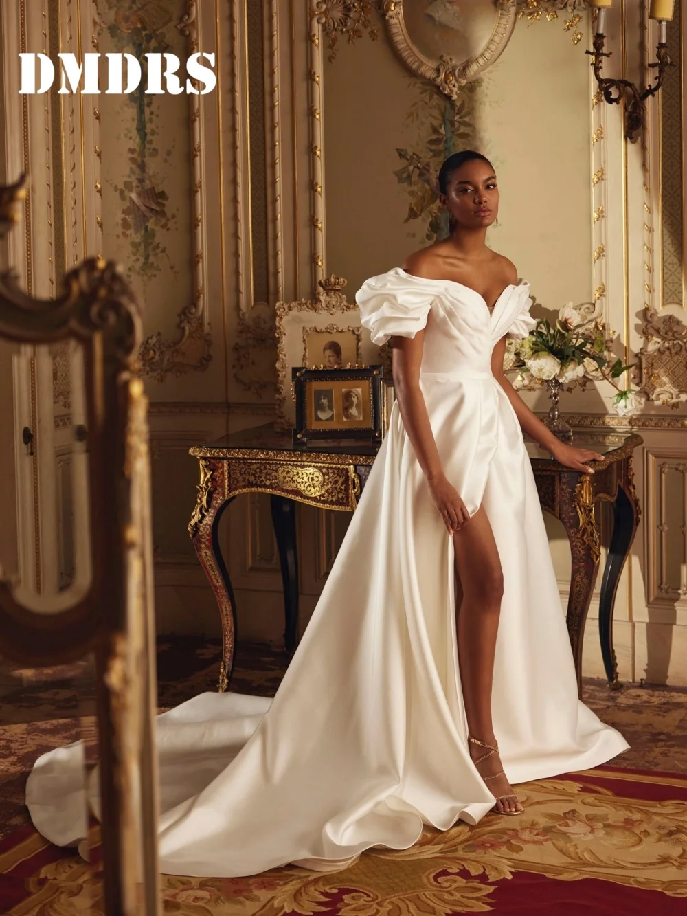 

Charming Side-Slit Wedding Dresses Elegant Off-Shoulder Bridal Gowns Formal Satin Tulle Floor-Length Wedding Gowns Vestidos De N