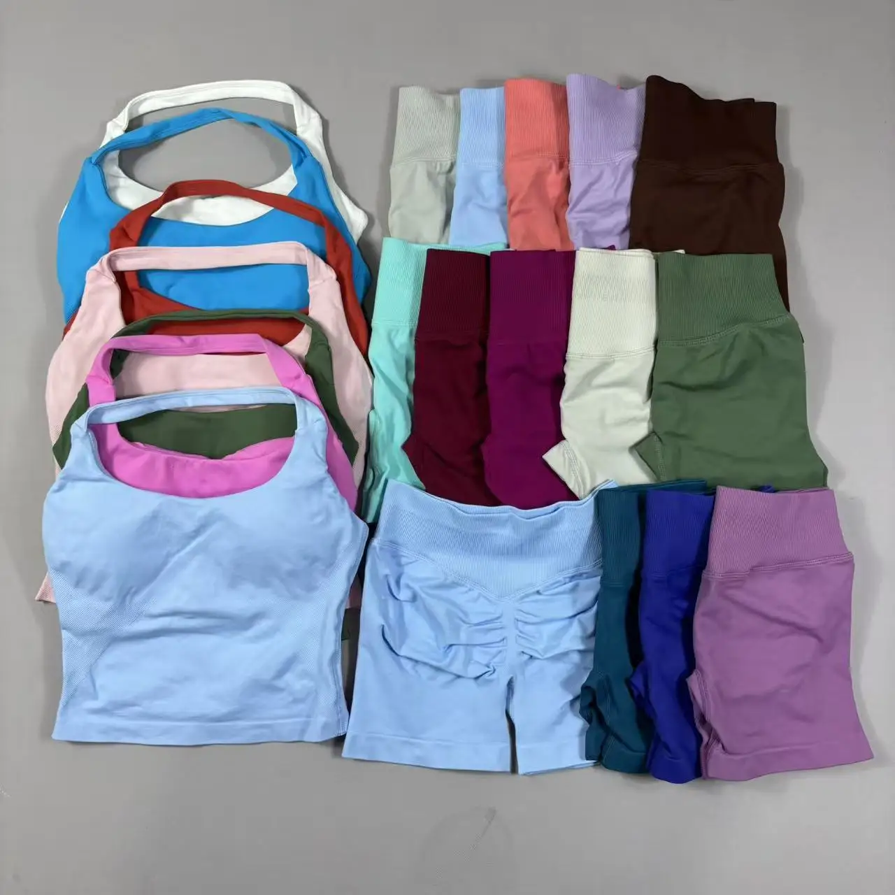 

UETEEY 2 Pieces Shorts Yoga Set Women Backless Halter Tops High Waist Seamless Shorts Gym Suit Fitness Sportswear Workout Sets