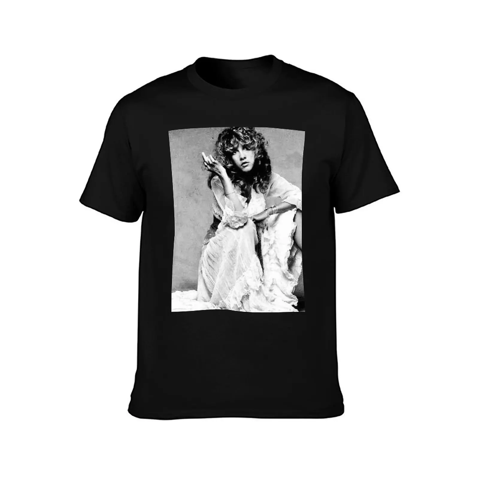 Stevie nicks middle finger T-Shirt Work Comfort T-Shirt for Men