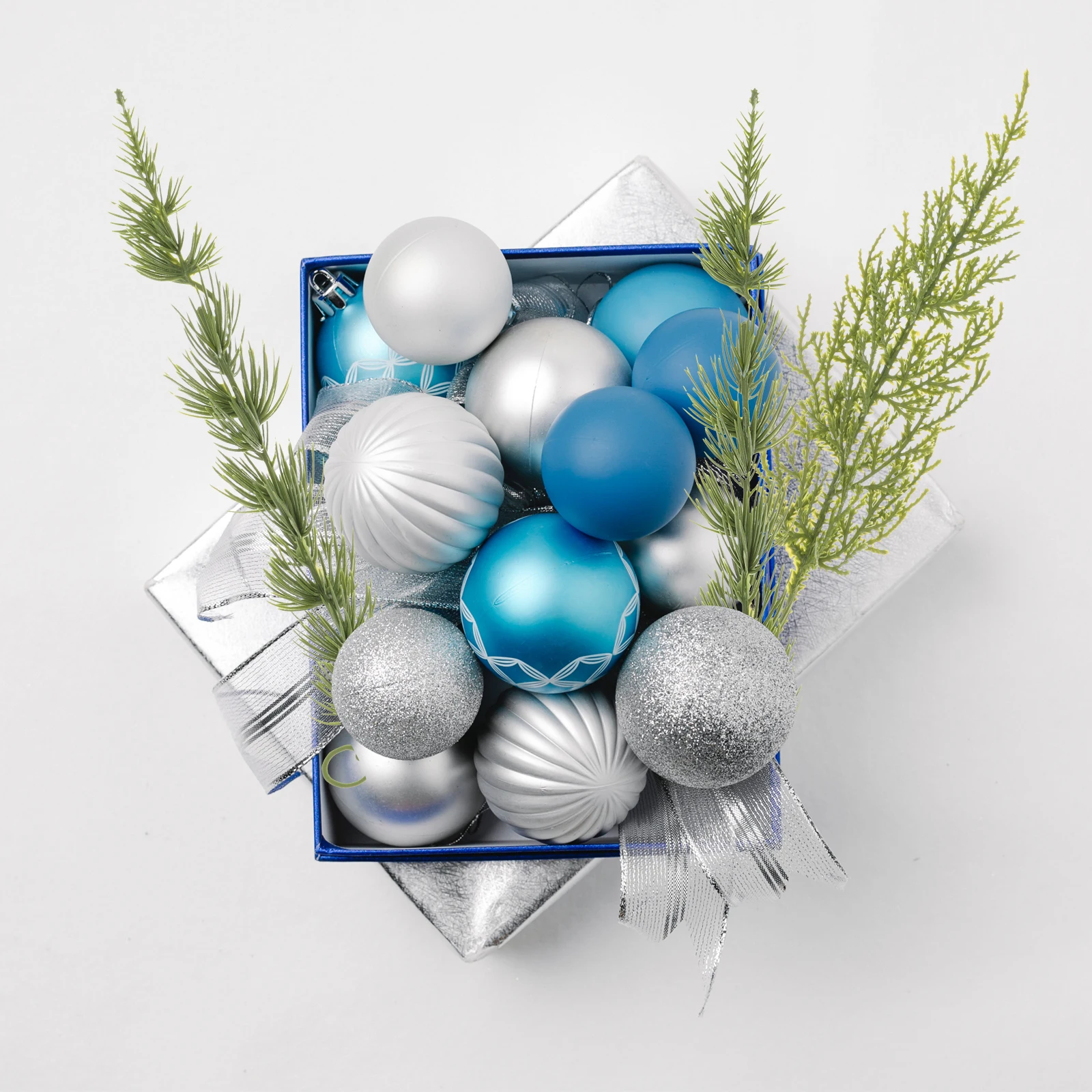 

10pcs Christmas Tree Decoration Accessories 2023 Premium Spruce Pine Branches Holiday Garland Wreaths Centerpiece Indoor
