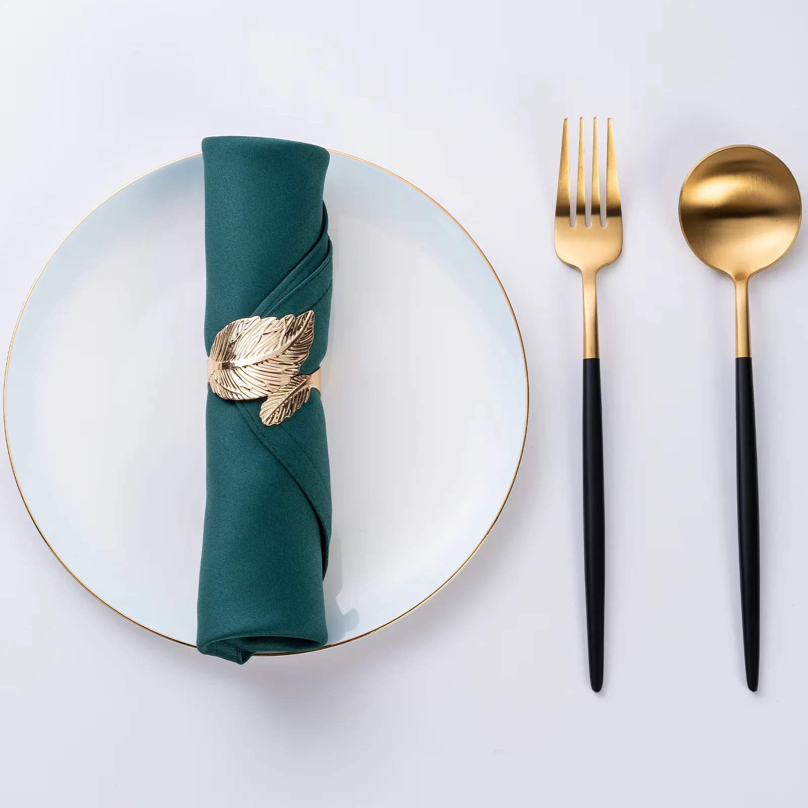 

6Pcs Ramadan Cuff Brushed Gold Napkin Rings Holder Wedding Banquet Metallic Adornment Table Settings Glossy Serviette Buckles