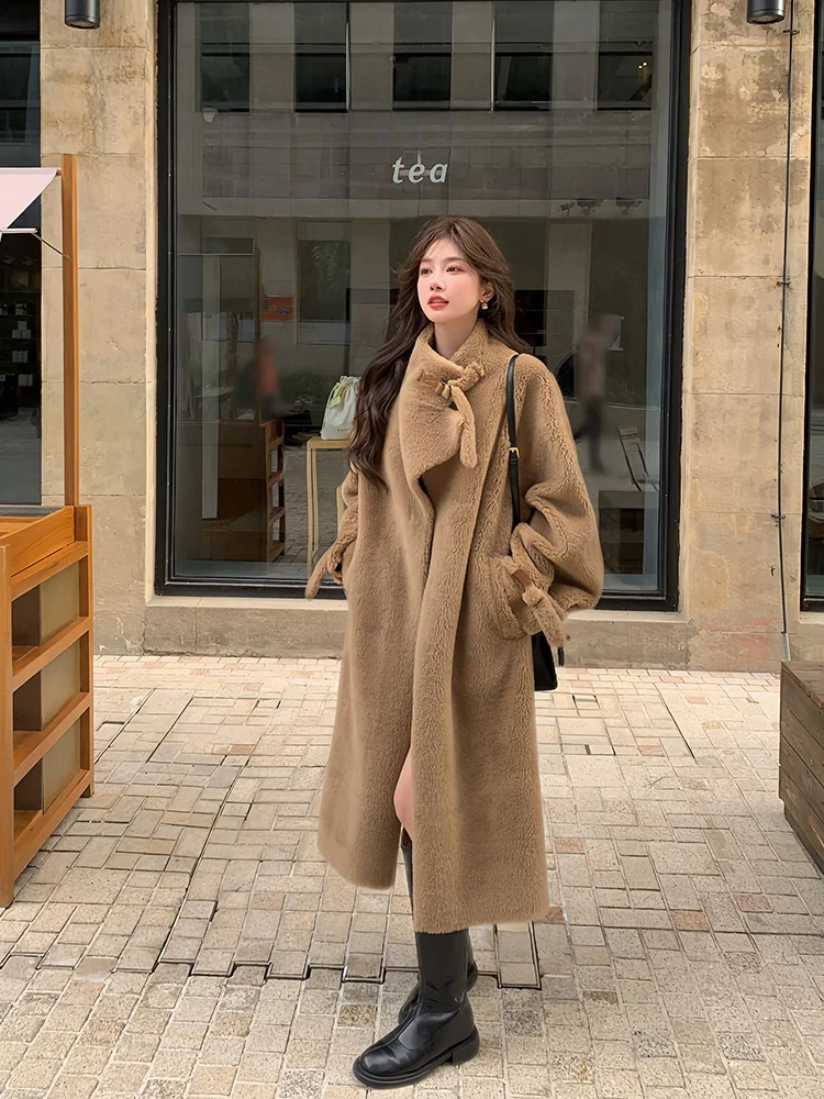 

Женское зимнее пальто из овчины LM с интегрированной кожаной и меховой отделкой, новинка 2025 года, в корейском стиле, для повседневной носки, с длинными рукавами