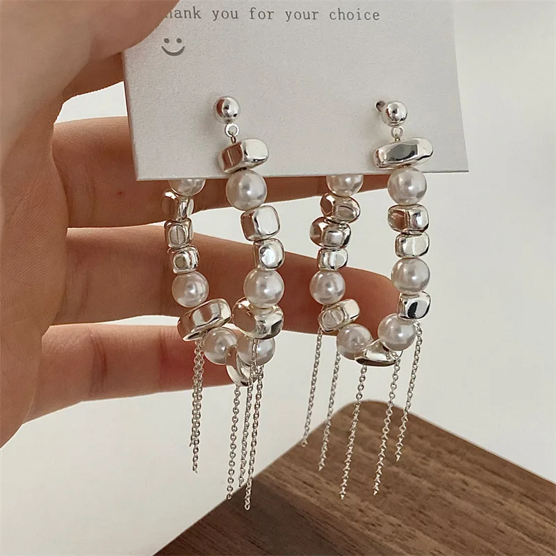 

New Fragmented Spliced ​​Tassel Irregular Imitation Pearls Dangle Earrings for Women Korean Jewelry Jewelry Accessories