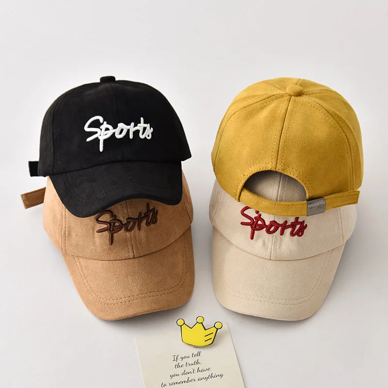 

Осенняя замшевая бейсболка для детей, уличный солнцезащитный козырек, фуражка с вышивкой букв, кепки с утиным языком, От 2 до 5 лет, детские солнцезащитные козырьки