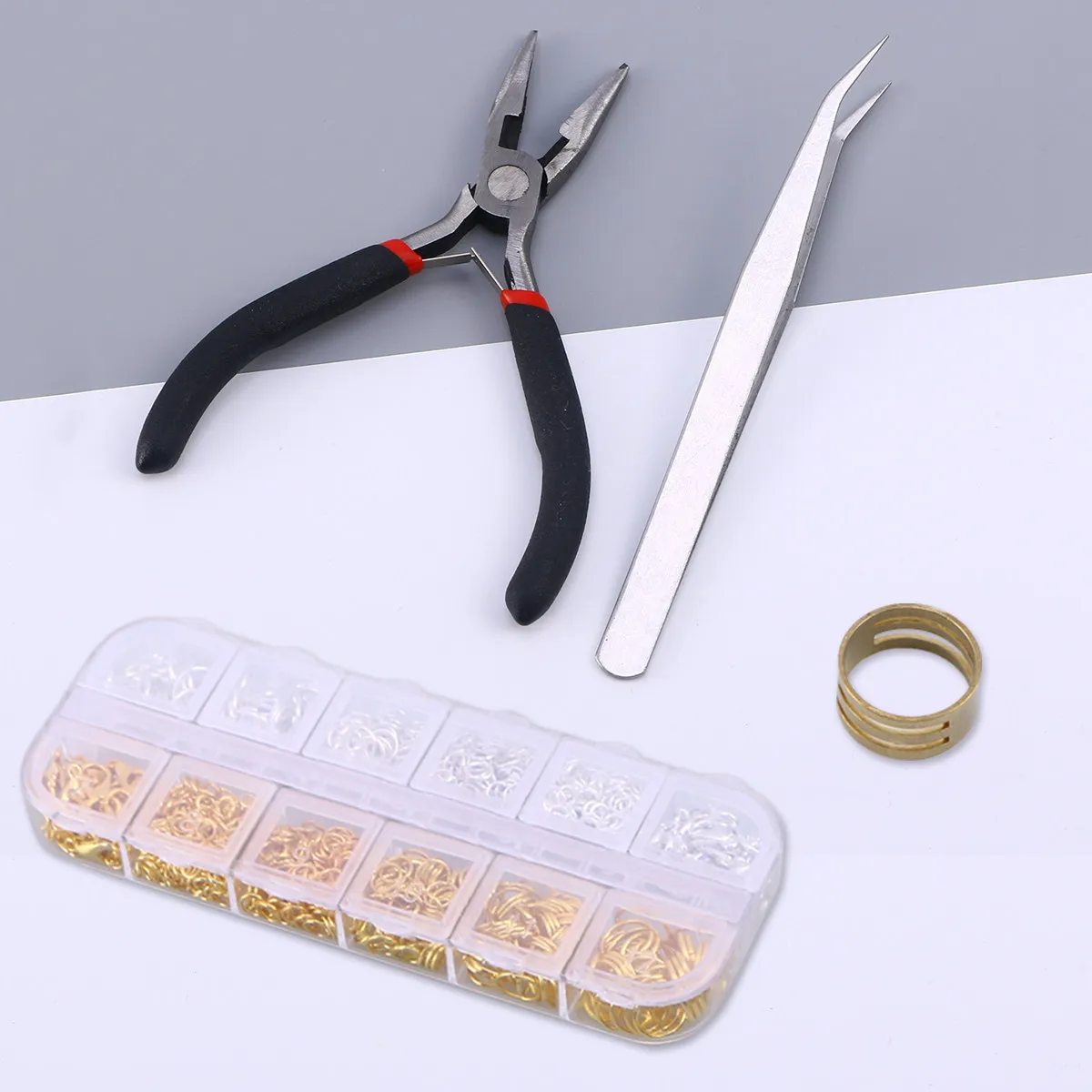 

1200Pcs Jewelry Findings Kit Gold Silver Open Jump Rings Lobster Clasps Eye Pins DIY Earrings Crafts Jewelry Making Kit 12 Grid