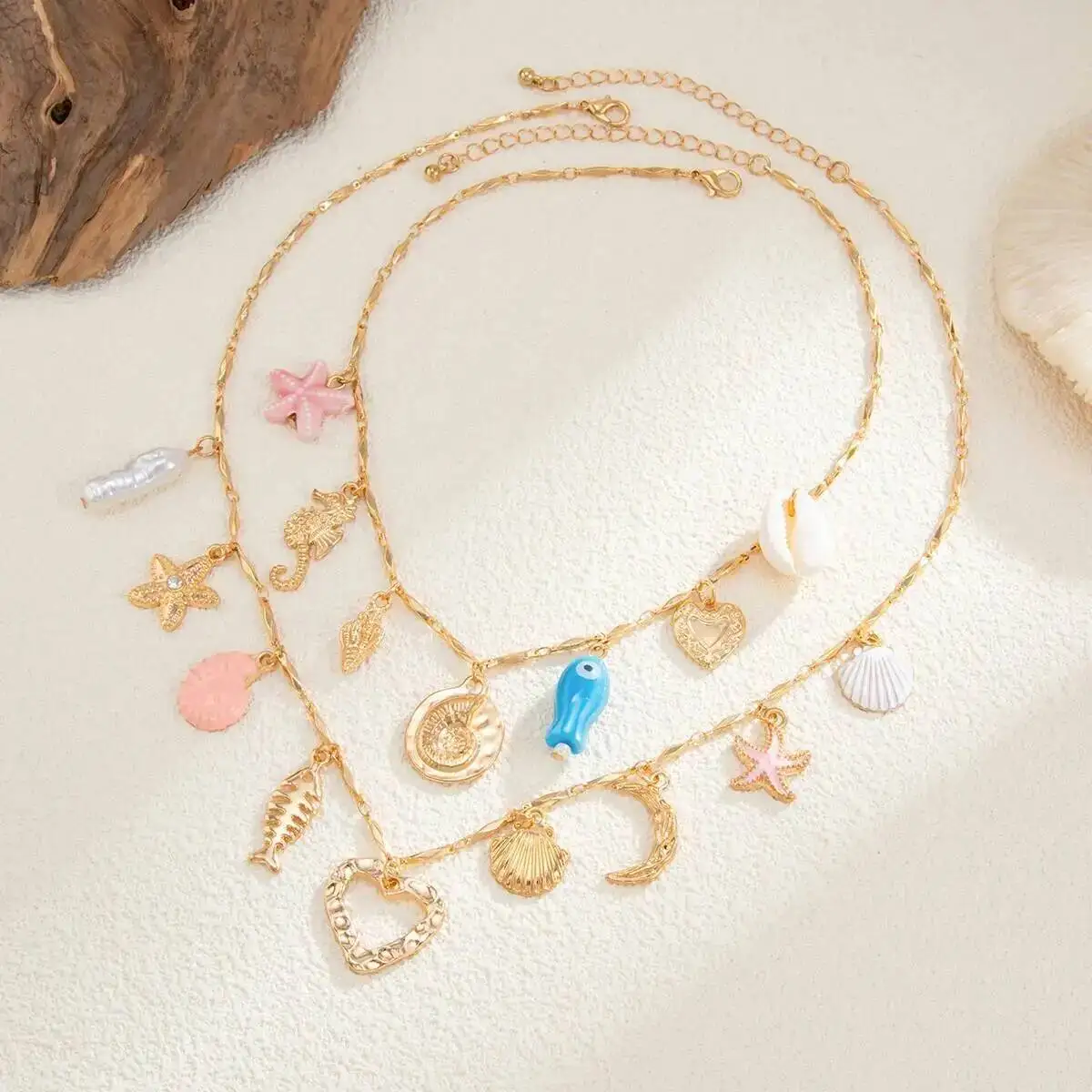 

Lacteo 2Pcs/Set Exquisite Romantic Starfish Fish Scallop Heart Moon Pendant Necklace Y2K Boho Gold Color Metal Chain Jewelry New