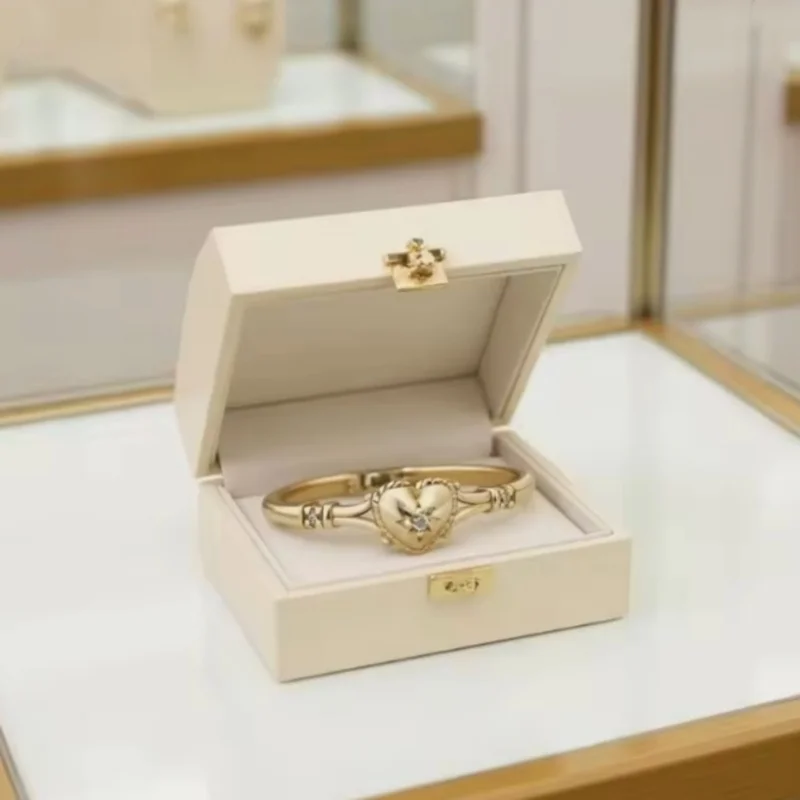 

Gold Plated Heart Rings with Shiny Cubic Zirconia for Women Delicate Wedding Band Accessories Trendy Engagement Jewelry