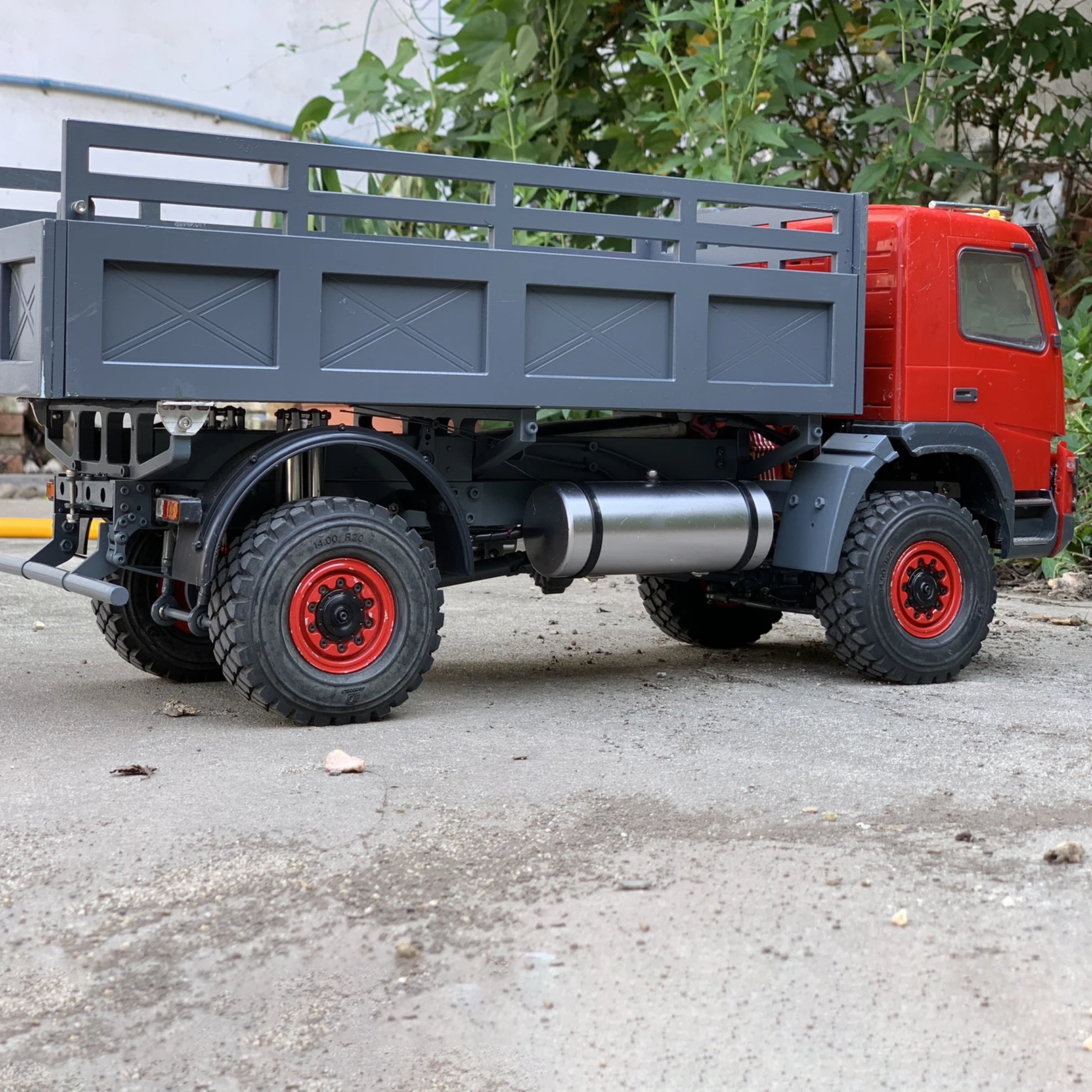 Metalen Accubak Gasopslagtank Decoratie voor 1/14 Tamiya RC Truck SCANIA 770S VOLVO Mercedes-Benz ACTROS 3363 MAN Auto-onderdelen