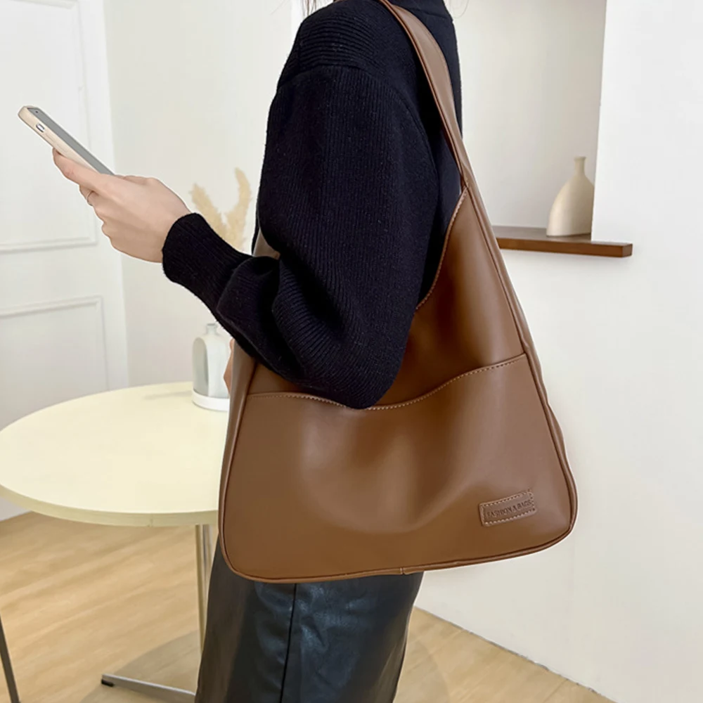 Vintage PU Leather Commuter Tote Bags Women Autumn Winter New Large Capacity Bag Students Simple Solid Soft One Shoulder Bags