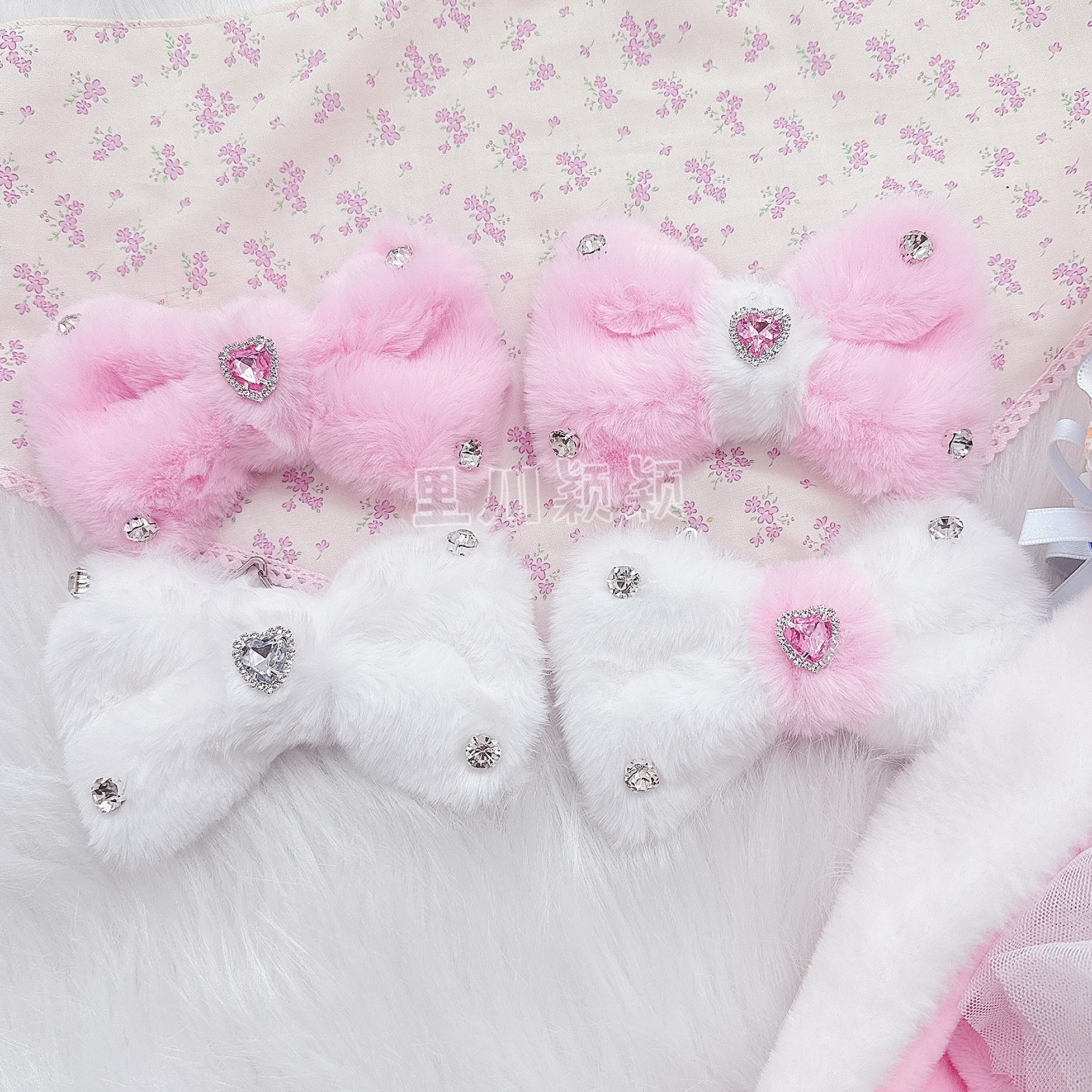 

Ji Plush Bag Hanging Heavy Industry Plush Gem Hairpin Ribbon Pain Large Intestine Pain Decoration Cute Tie Bag Lta Bags