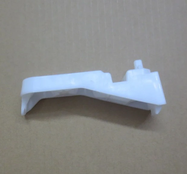 

Крепежный зажим для переднего бампера передней фары Mitsubishi Outlander EX, 1 шт.