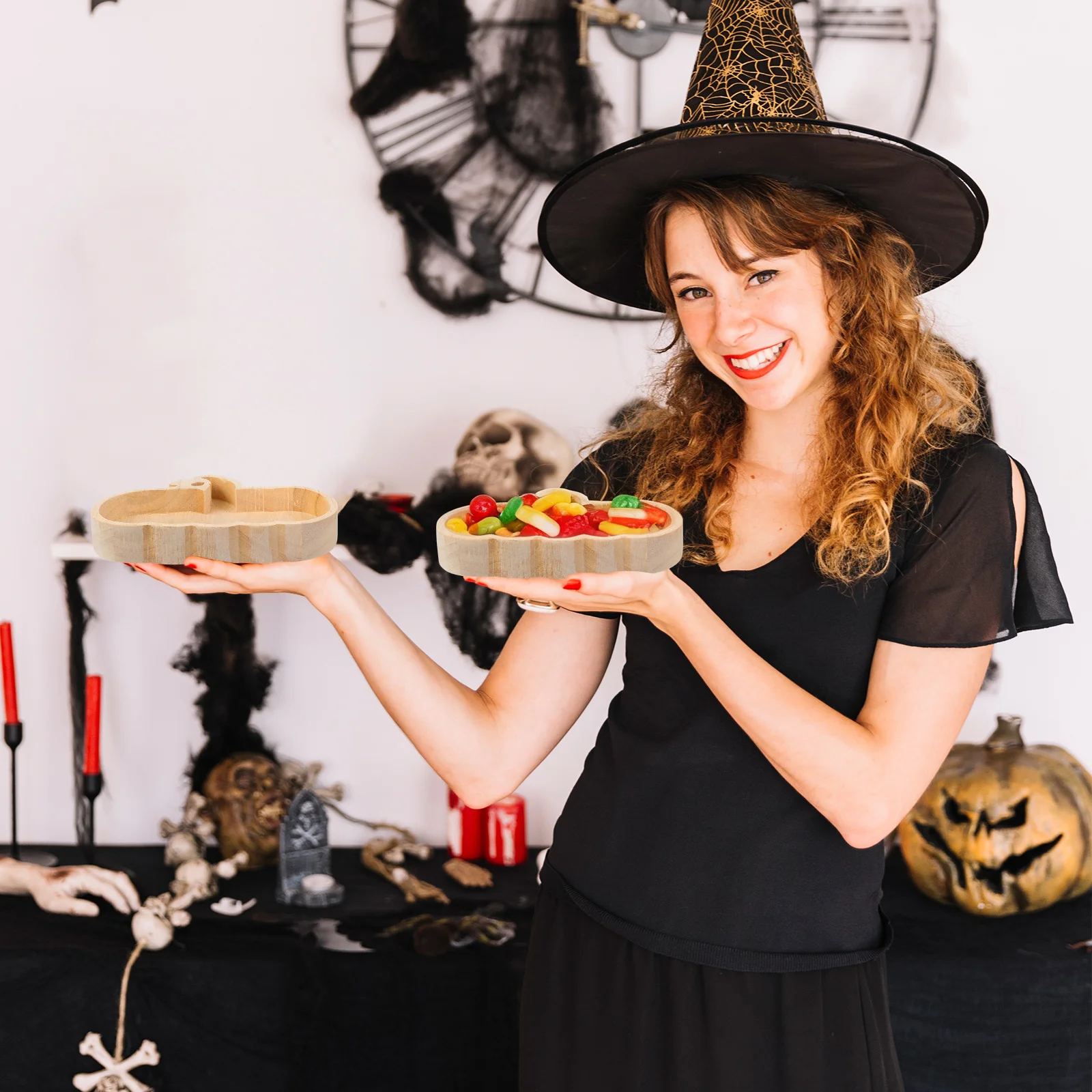 

1pcs Pumpkin Shaped Wood Serving Tray Natural Fruit Plate For Dessert Snacks Dry Food Display Kitchen Party Favor Halloween