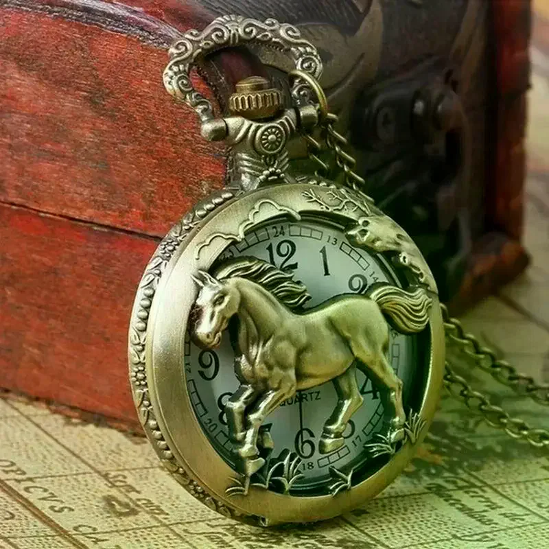 

Retro Bronze Hollow Horse Pocket Watch Necklace Quartz Movement Pocket Watch Non-Waterproof Watch For Men New Year Gifts