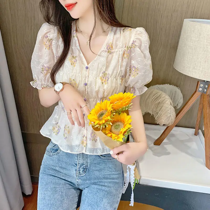 Hollow Embroidery Floral Print V Neck Short Sleeve Elegant Women Shirts Summer Fashion Sweet Chic Slim Top Blouse Clothes Blusas