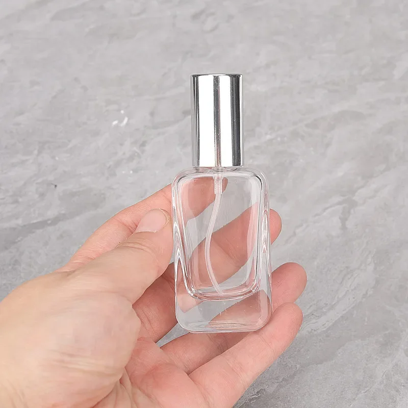 1PCS 30ML Perfume Bottle Square Flat Spray Bottle Glass Empty Spray Bottle Perfume Liquid Dispenser for Makeup Skin Care