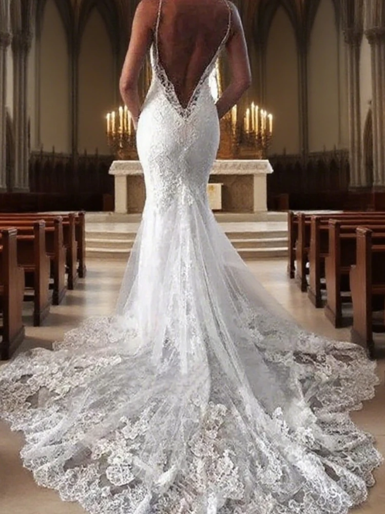 매력적인 화이트 머메이드 레이스 오픈 백 신부 웨딩 드레스 스파게티 스트랩 신부를위한 Appliqued 웨딩 드레스 맞춤형