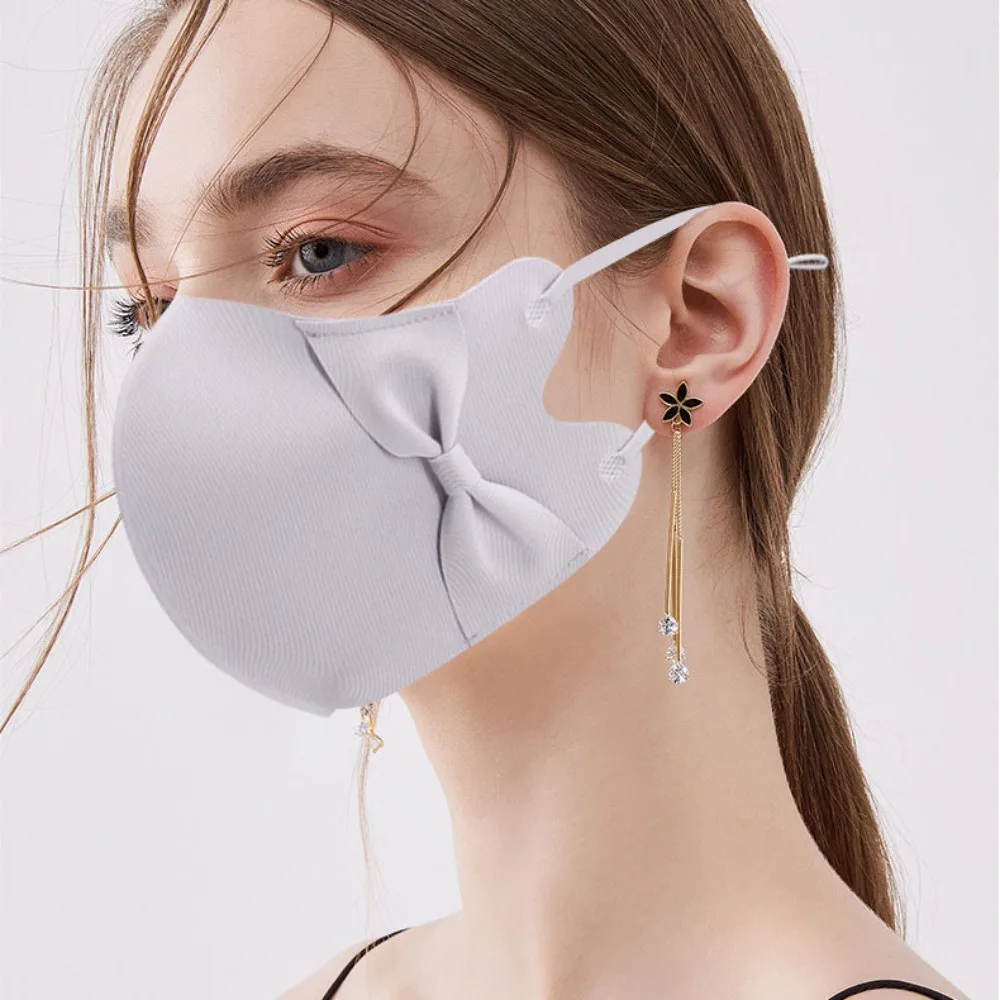 Fashion Breathable Ice Silk Mask Anti-UV Traceless Riding Face Mask Anti-sun Mask Four Seasons
