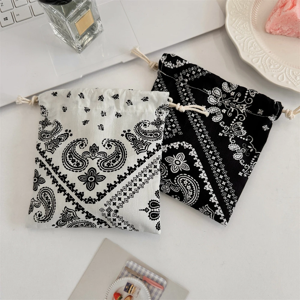 Süße Schleife Print Kordelzug Taschen Damen Handtasche Geldbörse Münzfach Schlüssel Lippenstift Aufbewahrungstasche Schmuck Staubbeutel Verpackungsbeutel – Detail 7